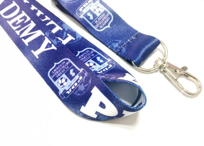 Plastic Safety Buckle Metal Hook Dye Sublimated Lanyards For Soccer Group Team